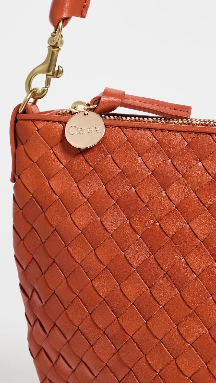 image:imageClare V Womens Petit Moyen Messenger BagSaltillo